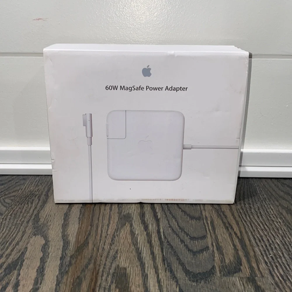 Apple 60W MagSafe Power Adapter